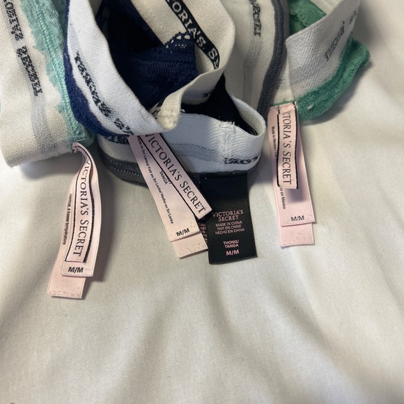 Vintage Victoria’s Secret Thongs - Picture 7 of 7